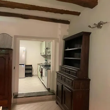 Bed & Breakfast In Cozy Warm Stylish *